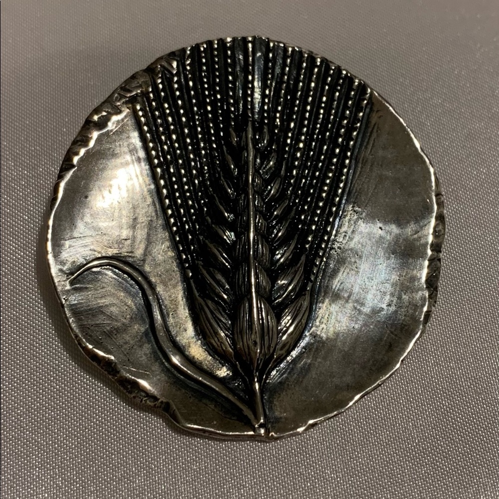 James Avery retired wheat pendant